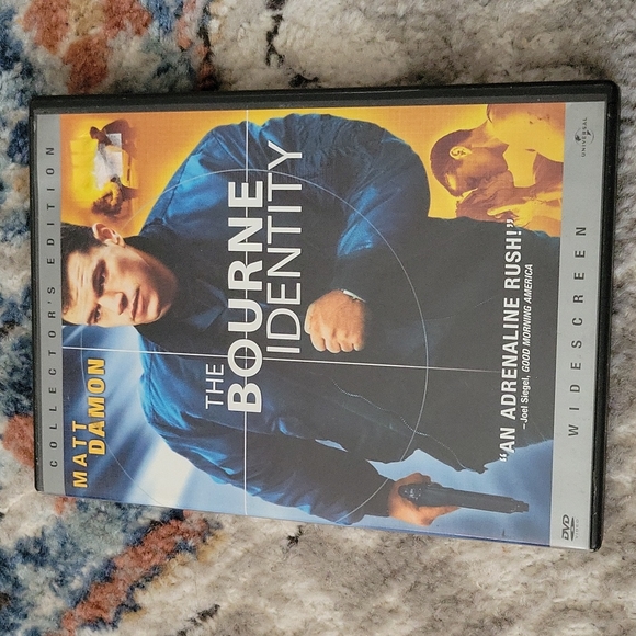 The Bourne Trilogy - Picture 2 of 9